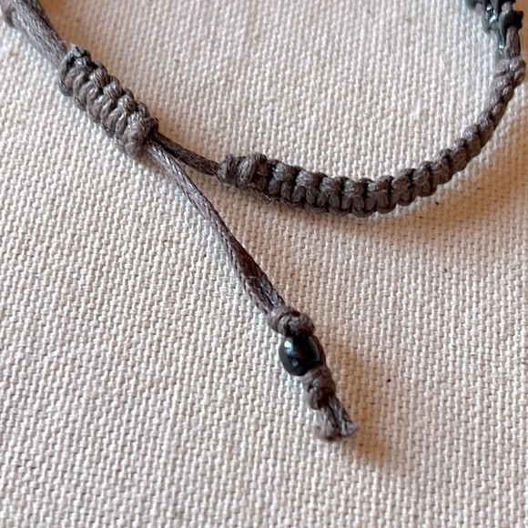 Gloriana Crystal and Macrame bracelet - Picture 5 of 6